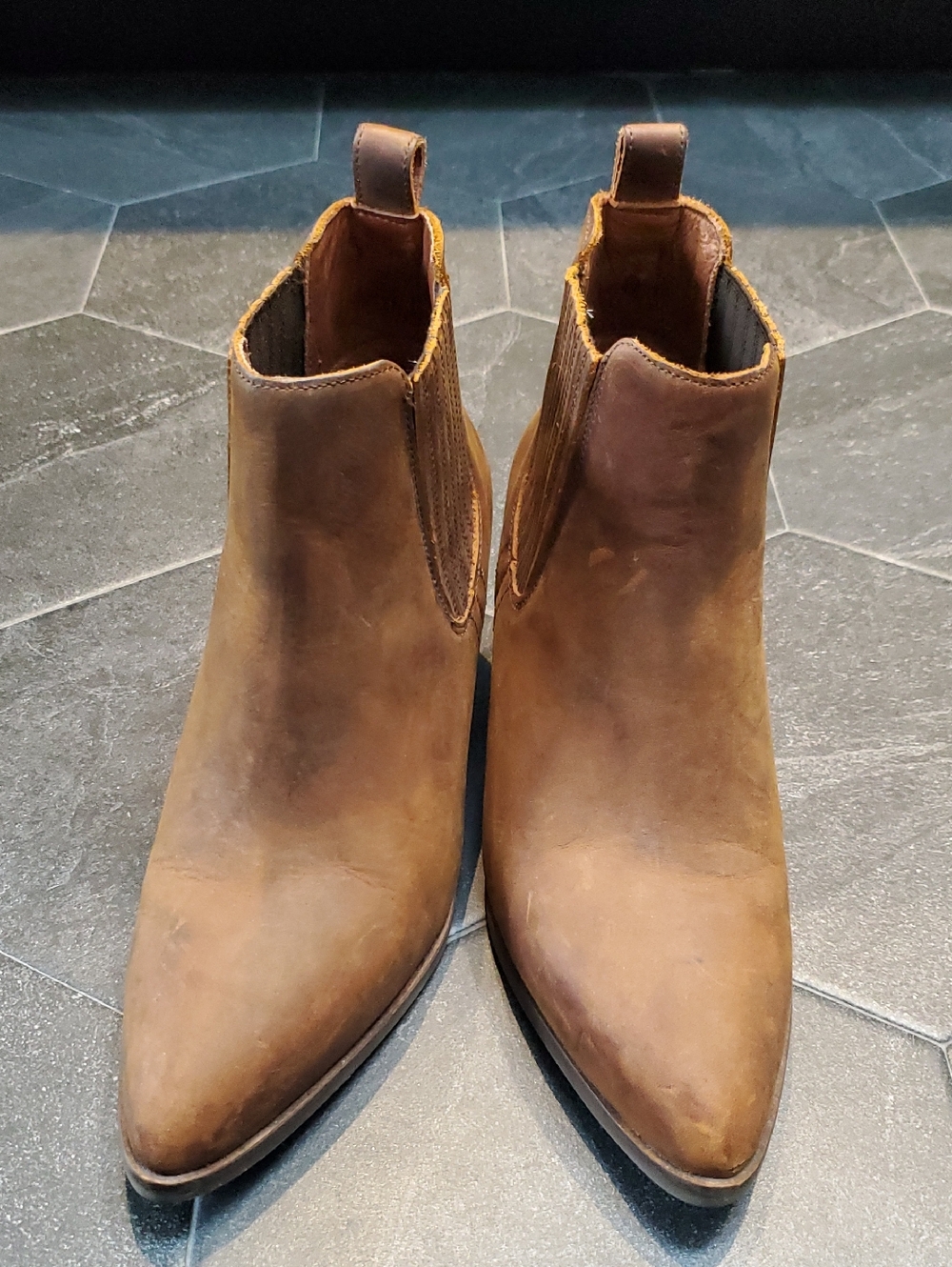 Portland Leather Goods Dakota Tan Leather Boots (color is Canyon) Size 7.5 - Picture 3 of 14